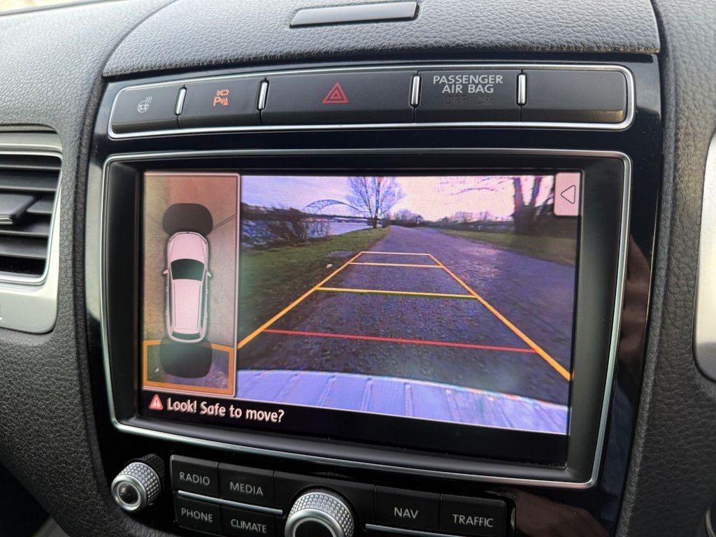 Used Volkswagen Touareg 2017 for sale - 77952721: Photo 21