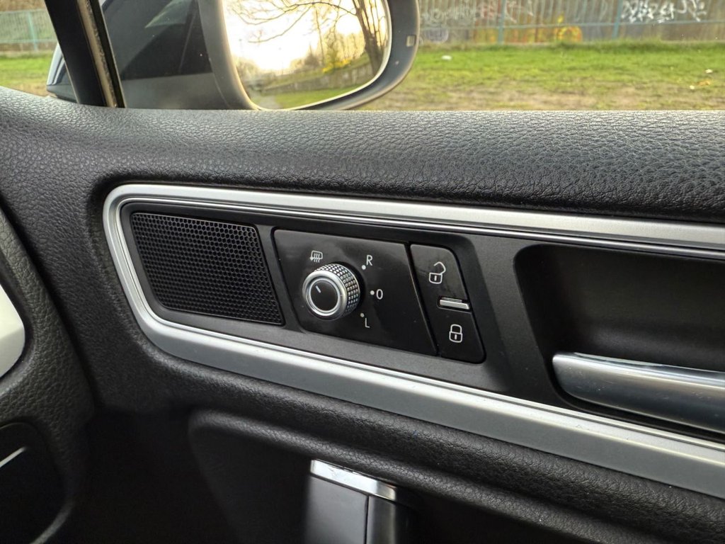 Used Volkswagen Touareg 2017 for sale - 77952721: Photo 28