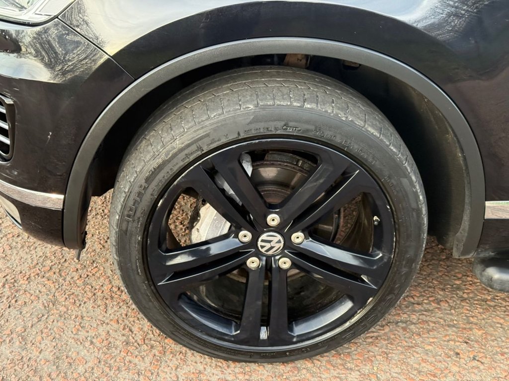 Used Volkswagen Touareg 2017 for sale - 77952721: Photo 36