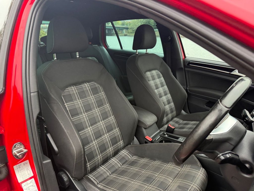 Used Volkswagen Golf 2016 for sale - 76291694: Photo 11