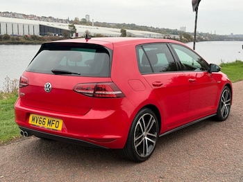 Used Volkswagen Golf 2016 for sale - 76291694: Photo