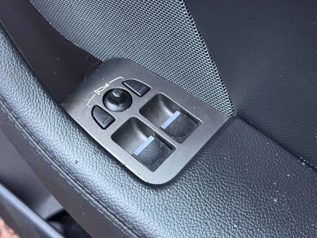 Used Jaguar F-Type 2013 for sale - 77153635: Photo 13