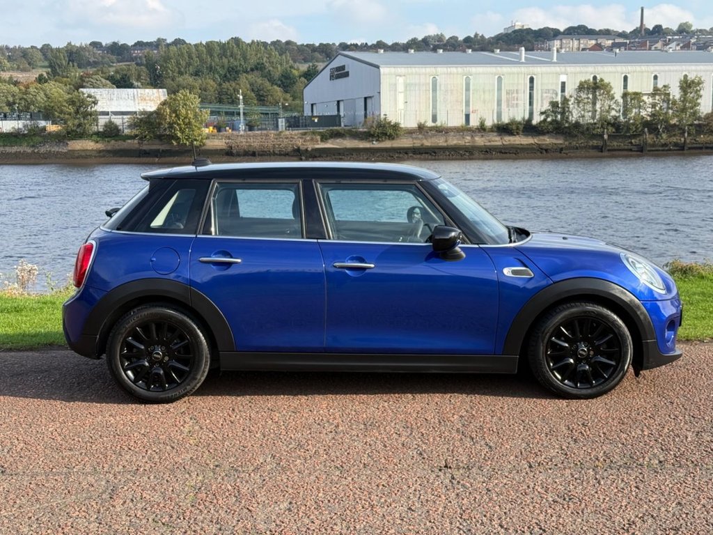 Used MINI Hatch 2019 for sale - 76092479: Photo 3