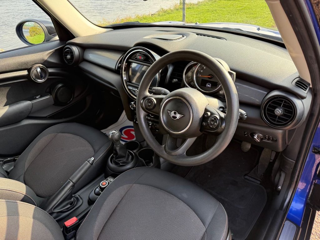 Used MINI Hatch 2019 for sale - 76092479: Photo 9