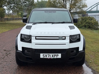Used Land Rover Defender 2021 for sale - 75777851: Photo
