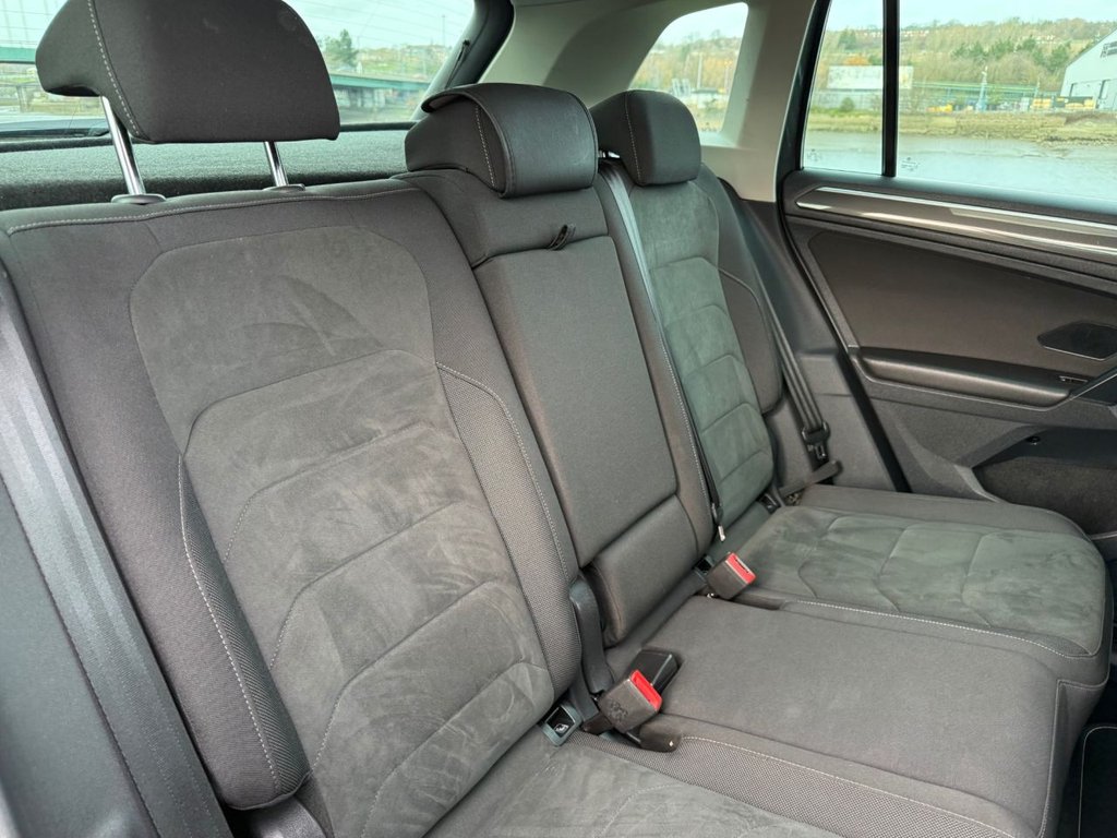 Used Volkswagen Tiguan 2018 for sale - 77643117: Photo 10