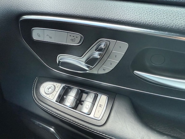 Used Mercedes-Benz V-Class 2017 for sale - 76185572: Photo 26