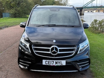 Used Mercedes-Benz V-Class 2017 for sale - 76185572: Photo 2