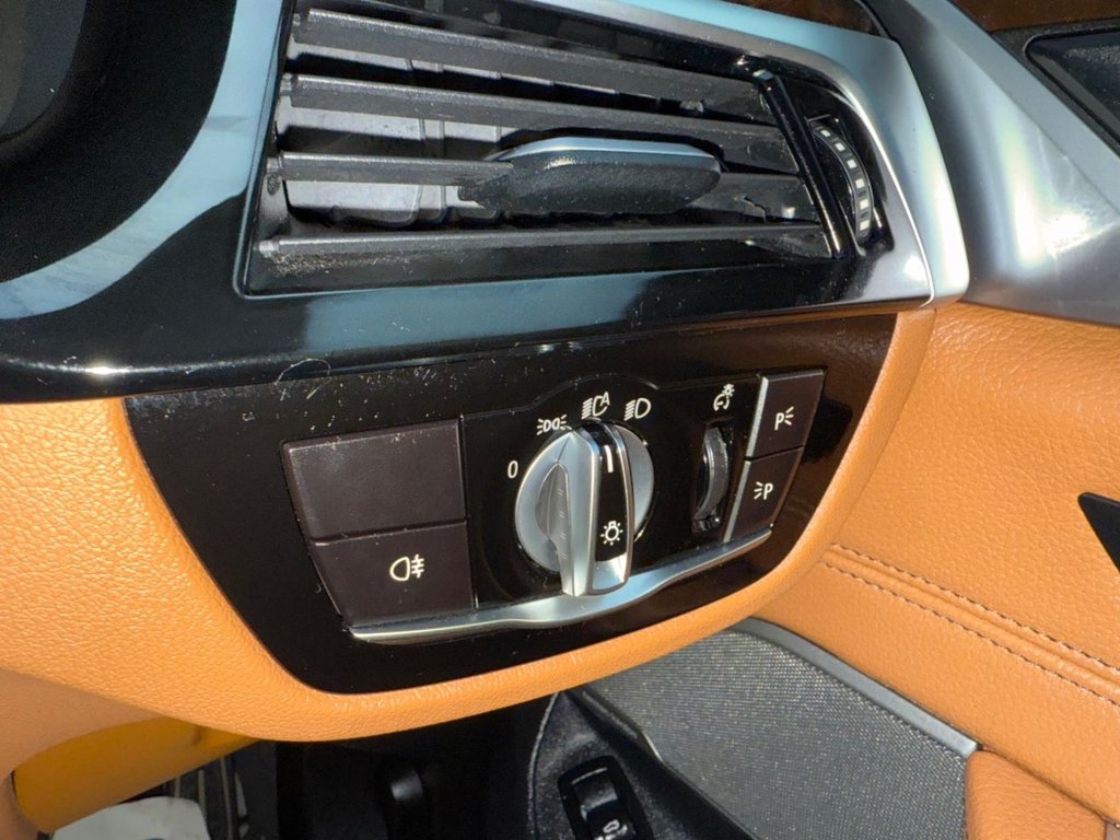 Used BMW 6 Series 2018 for sale - 77666968: Photo 27