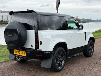 Used Land Rover Defender 2022 for sale - 75370586: Photo