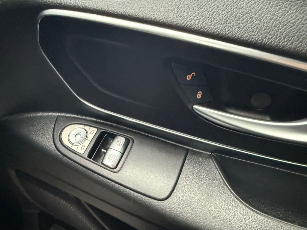 Used Mercedes-Benz Vito 2021 for sale - 76840941: Photo 24
