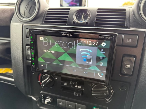 Used Land Rover Defender 2014 for sale - 76280103: Photo 18