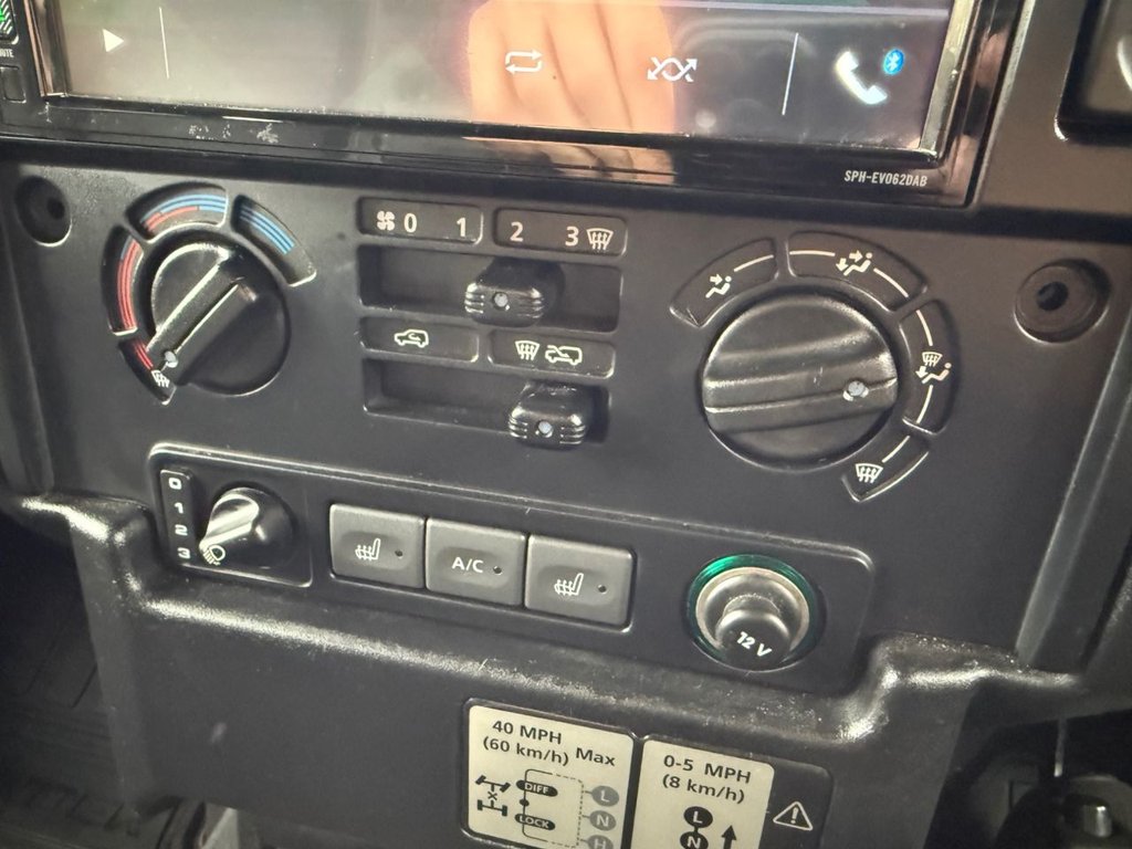 Used Land Rover Defender 2014 for sale - 76280103: Photo 20