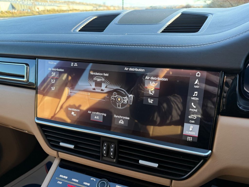 Used Porsche Cayenne 2019 for sale - 76900902: Photo 17