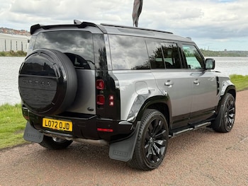 Used Land Rover Defender 2023 for sale - 78597743: Photo