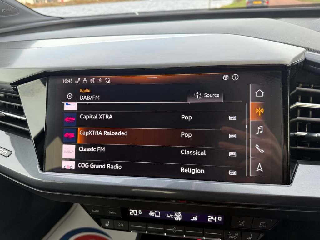 Used Audi Q4 e-tron 2023 for sale - 77952531: Photo 16