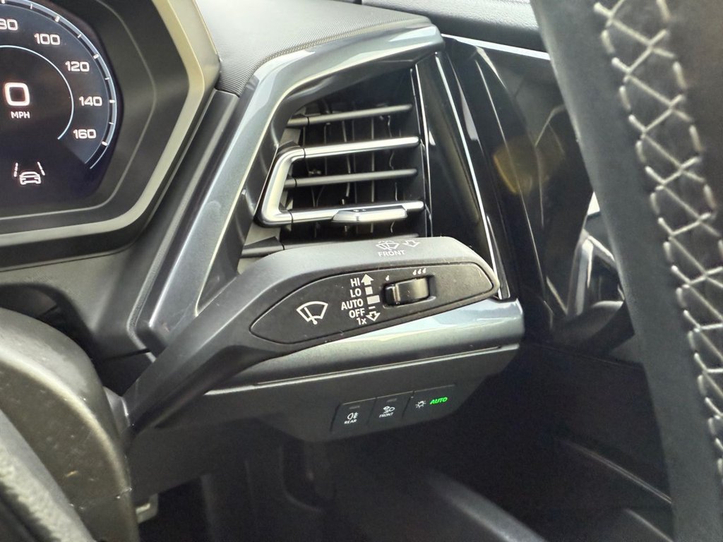 Used Audi Q4 e-tron 2023 for sale - 77952531: Photo 22