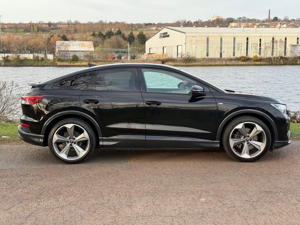 Used Audi Q4 e-tron 2023 for sale - 77952531: Photo 3