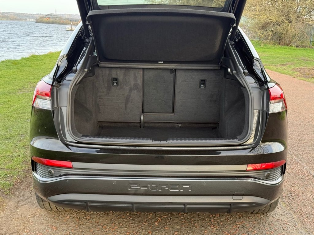 Used Audi Q4 e-tron 2023 for sale - 77952531: Photo 6