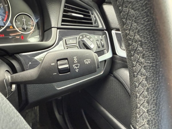 Used BMW 5 Series 2012 for sale - 76111915: Photo 23
