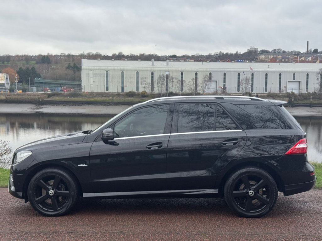 Used Mercedes-Benz M Class 2012 for sale - 77056354: Photo 24