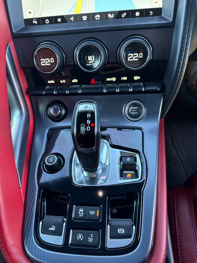 Used Jaguar F-Type 2018 for sale - 76028959: Photo 25