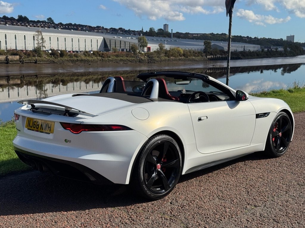 Used Jaguar F-Type 2018 for sale - 76028959: Photo 4
