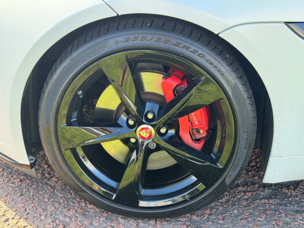 Used Jaguar F-Type 2018 for sale - 76028959: Photo 8