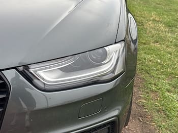Used Audi A4 2013 for sale - 79675732: Photo
