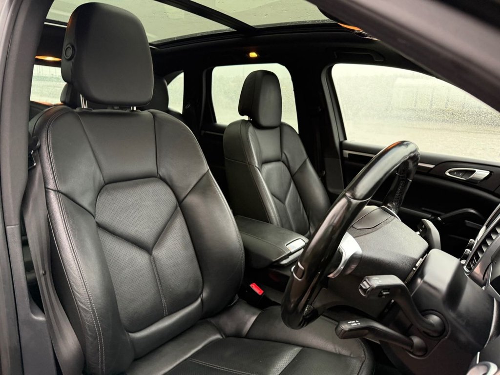 Used Porsche Cayenne 2013 for sale - 77302330: Photo 11