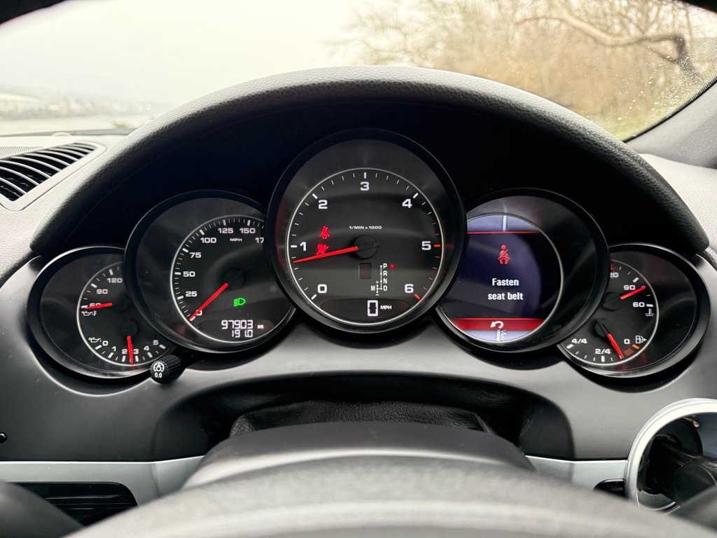 Used Porsche Cayenne 2013 for sale - 77302330: Photo 15