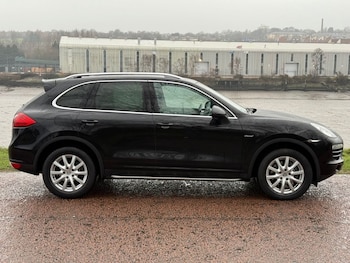 Used Porsche Cayenne 2013 for sale - 77302330: Photo