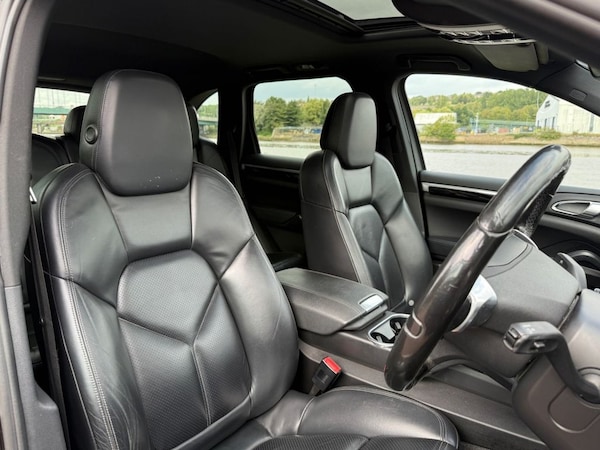 Used Porsche Cayenne 2010 for sale - 75665753: Photo 11