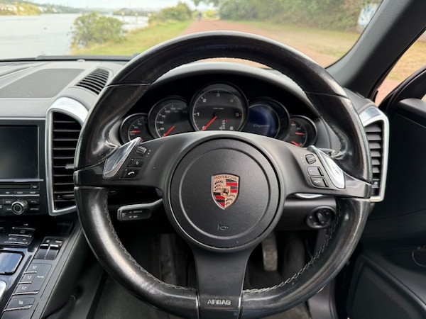 Used Porsche Cayenne 2010 for sale - 75665753: Photo 14