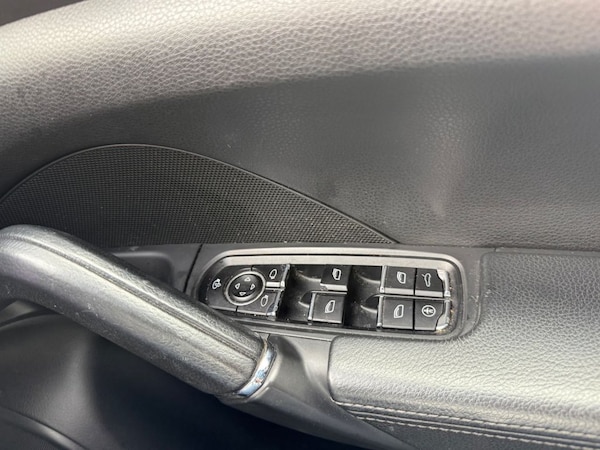 Used Porsche Cayenne 2010 for sale - 75665753: Photo 28