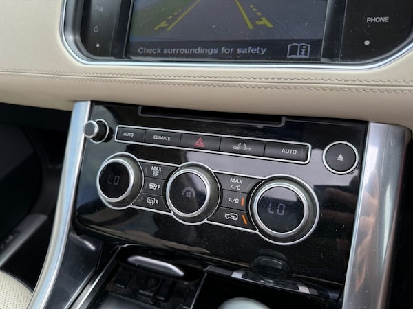 Used Land Rover Range Rover Sport 2014 for sale - 76223142: Photo 18