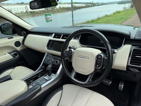 Used Land Rover Range Rover Sport 2014 for sale - 76223142: Photo 9
