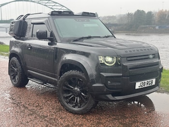 Used Land Rover Defender 2021 for sale - 77507913: Photo