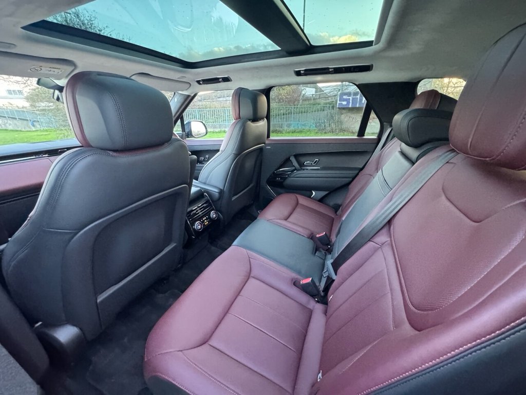 Used Land Rover Range Rover Sport 2024 for sale - 76783802: Photo 11