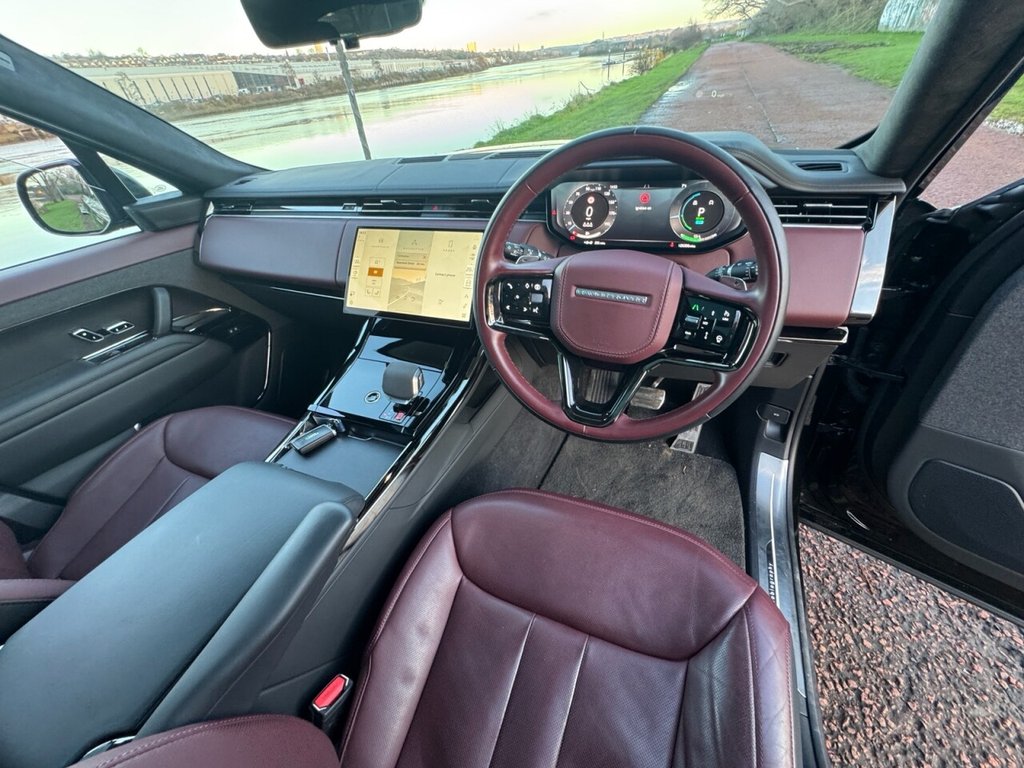 Used Land Rover Range Rover Sport 2024 for sale - 76783802: Photo 14