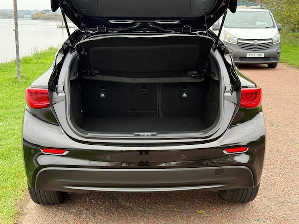 Used Infiniti Q30 2016 for sale - 76291614: Photo 5