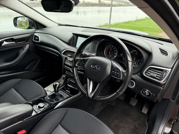 Used Infiniti Q30 2016 for sale - 76291614: Photo 9