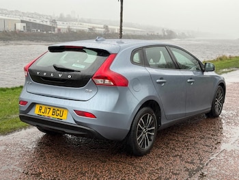 Used Volvo V40 2017 for sale - 78314944: Photo