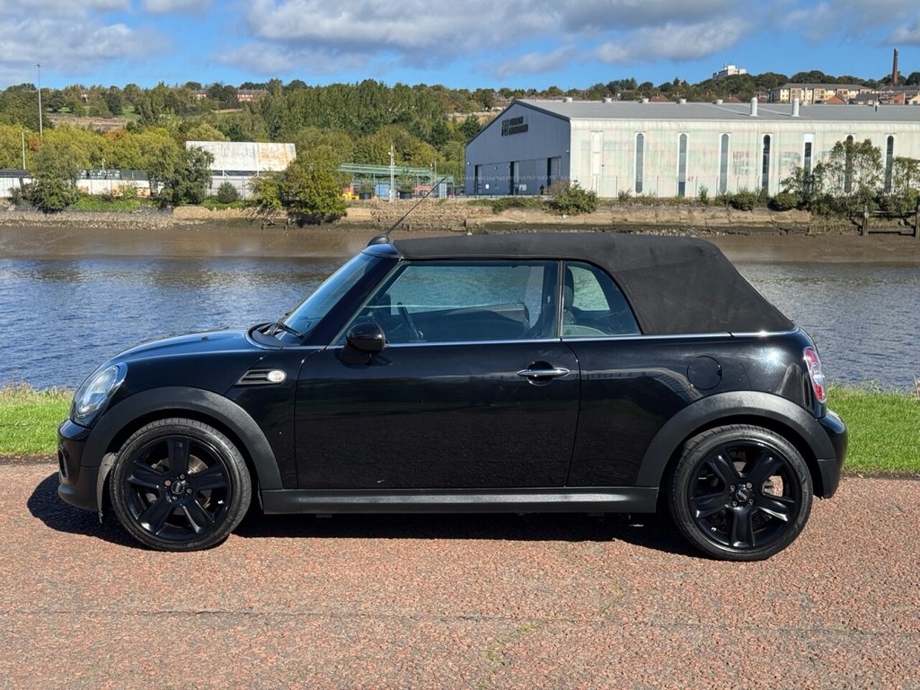Used MINI Convertible 2014 for sale - 76029527: Photo 22
