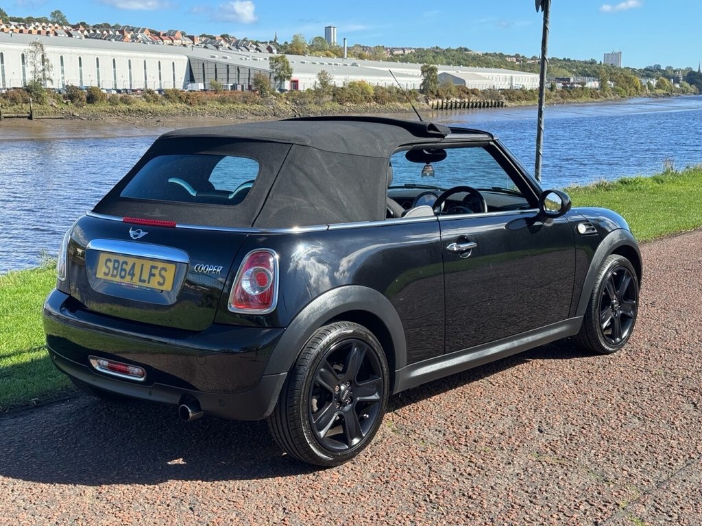 Used MINI Convertible 2014 for sale - 76029527: Photo 5