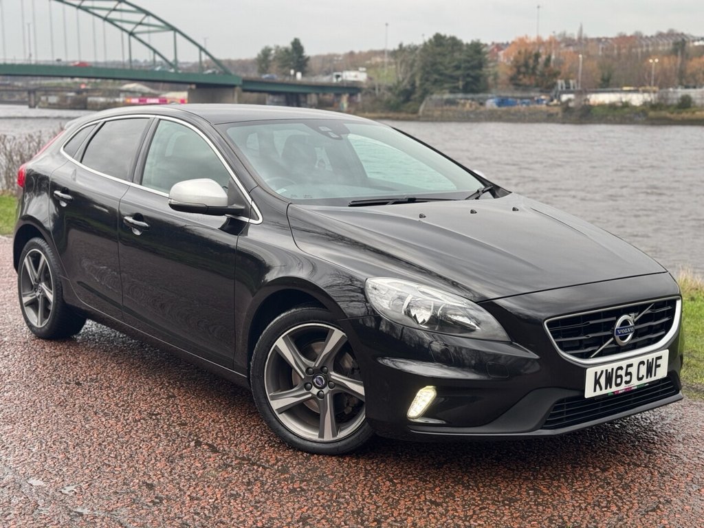 Used Volvo V40 2015 for sale - 77369586: Photo 1