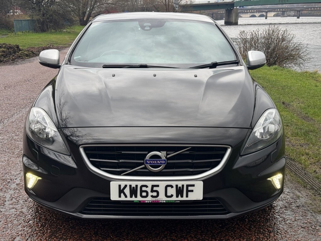 Used Volvo V40 2015 for sale - 77369586: Photo 2