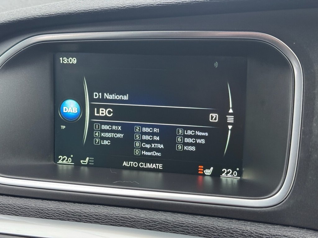 Used Volvo V40 2015 for sale - 77369586: Photo 21