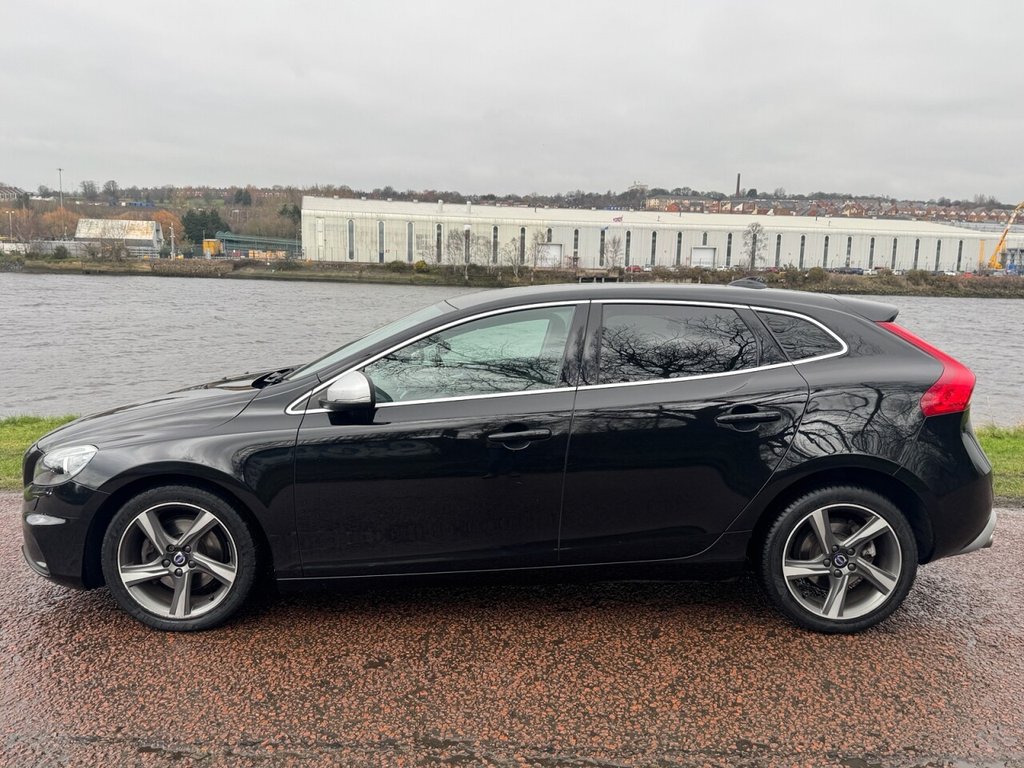 Used Volvo V40 2015 for sale - 77369586: Photo 25