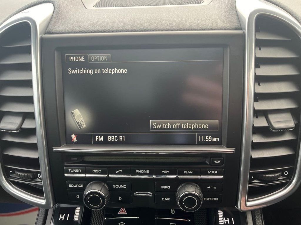 Used Porsche Cayenne 2011 for sale - 76439424: Photo 8